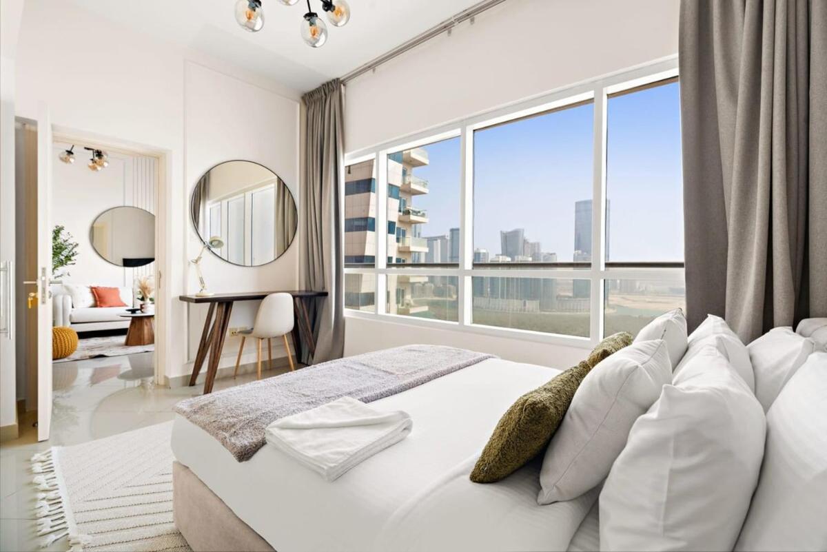 Silkhaus Modern 2 Bdr | Sea View | Oceanscape Apartment *