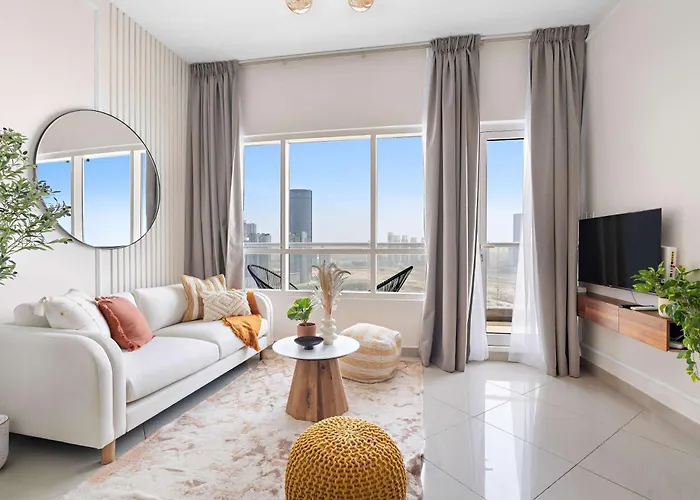 Silkhaus Modern 2 Bdr | Sea View | Oceanscape